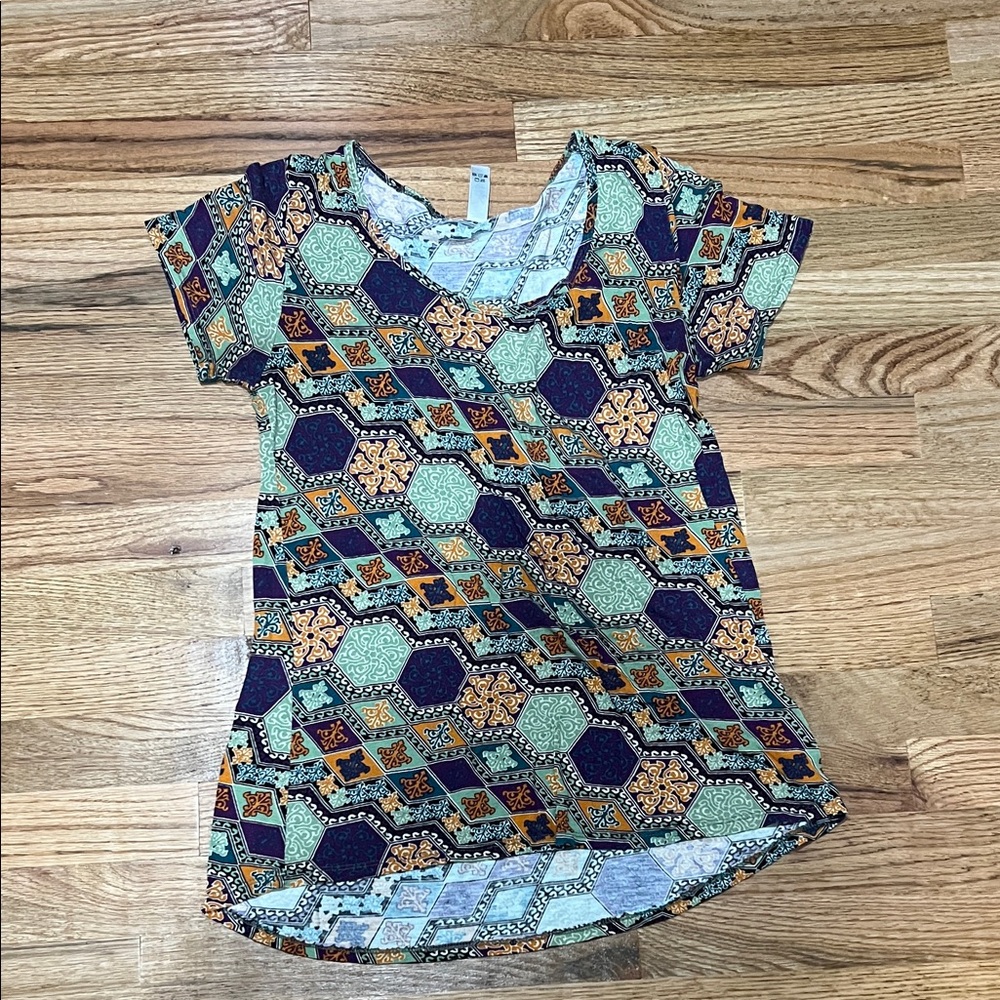 LuLaRoe Multicolor Geometric Short Sleeve Top